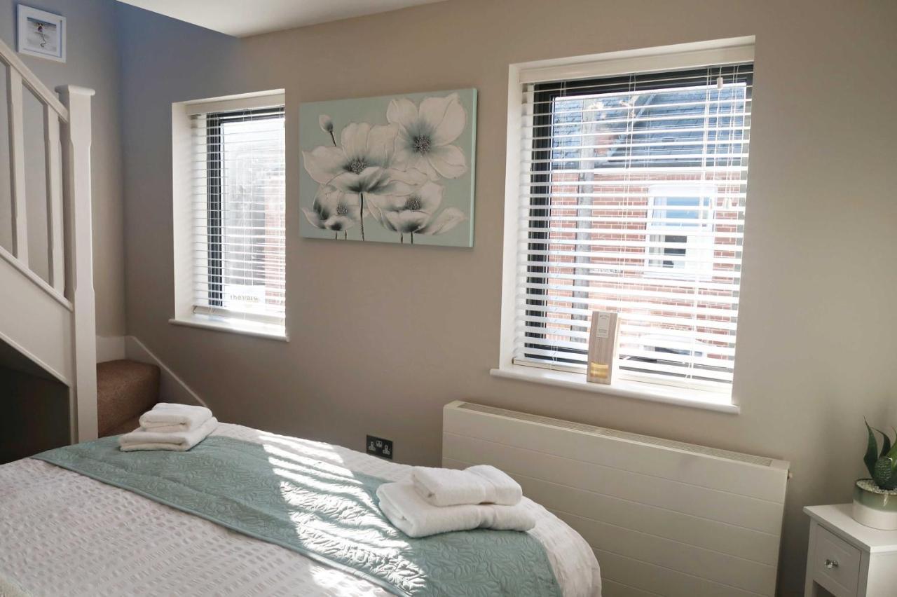 3 The Mews Montpellier Villa Cheltenham Esterno foto